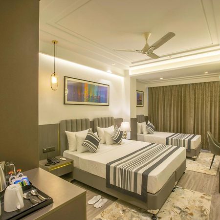 Plazzo Prime Plaza At Delhi Airport Bed & Breakfast New Delhi Exterior photo