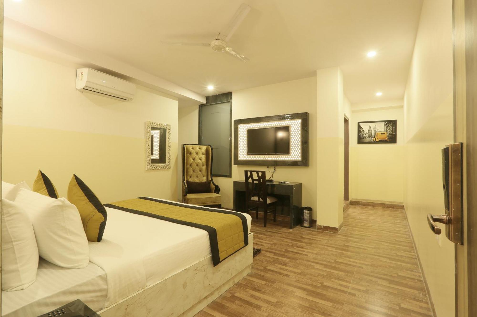 Plazzo Prime Plaza At Delhi Airport Bed & Breakfast New Delhi Exterior photo